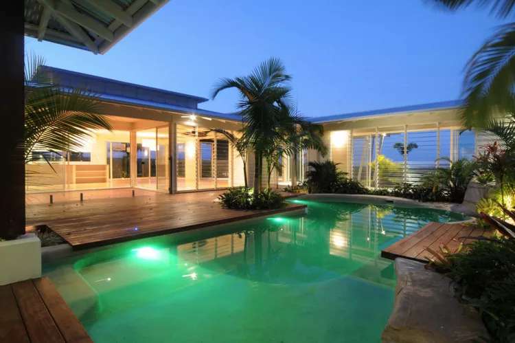 5 - Bringing In Tropical Vibes